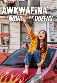 Awkwafina è Nora del Queens